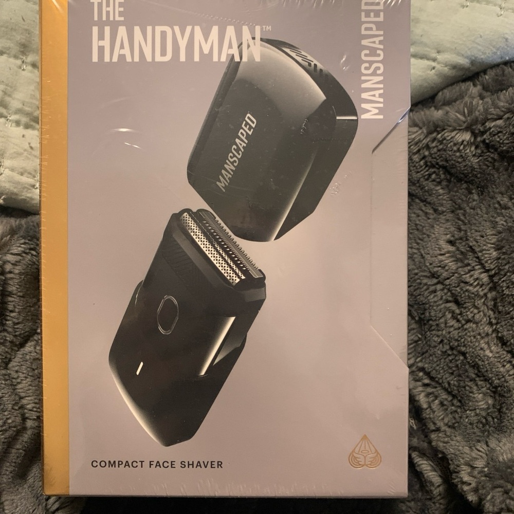 Black Compact Face Shaver